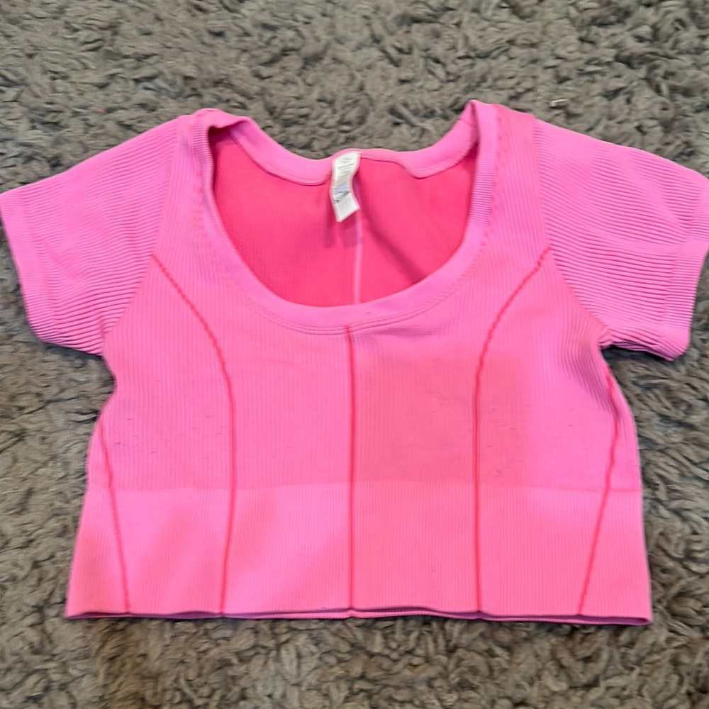 Aerie top